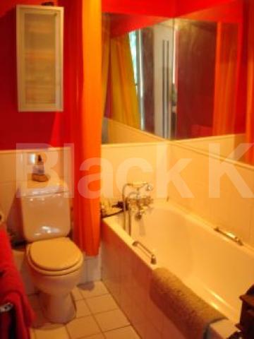 			1 Bedroom, 1 bath, 1 reception Flat			 Bramley Road, LADBROKE GROVE W10